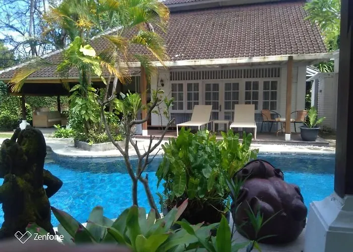 Villa Miracle